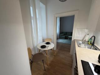 Cosy City Apartment Modern Living in Wien Penzing - 8