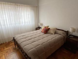 santiago del estero y Bolívar 6 personas acepto jóvenes con seña - Mar del Plata - 8