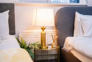 2 Bedroom 2 Bathroom Luxury Apartment - Fast WiFi & Free Parking - 2