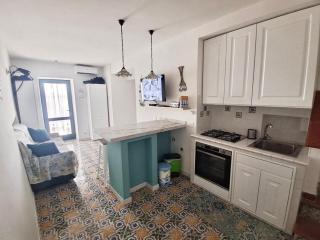 La Perla del Porto di Maratea House - 1