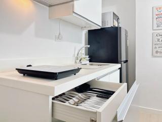 Lunara Staycation at Azure Residences - 3