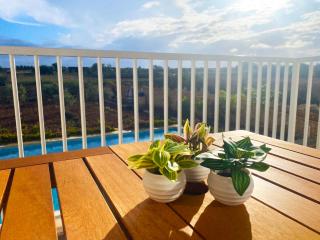 Cliff's Edge Luxury Apartment With Pool & Views - 7