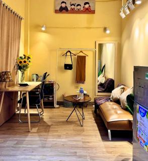 Heart of Hoan Kiem Studio affordable cozy train cafe center hoan kiem for 3pax - 9