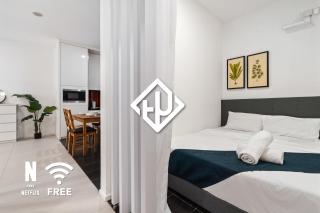 Arcoris Mont Kiara 3 min to 163mall 2 Bed - 1