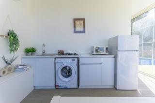 GlassHaus Rooftop 2-BR W terrace and pool in Ghazir - 0