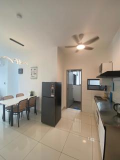 Traders park Balakong 3 room Wi-Fi balcony unblock view - 5