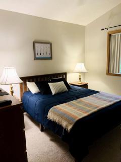 Lake Cabin with Hot-Tub and Deck in Pennsylvania - 1