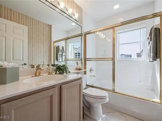 Waterside and Wonderful, Sunset Views, Plenty of Amenities - FMB - Condo Gulf Mist - Roelens - 0