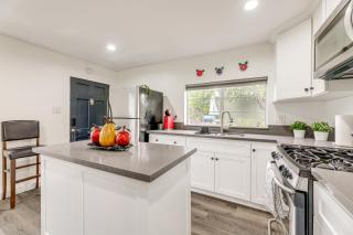 3 Mi to SoFi Stadium Cozy Studio with Patio! - Westmont - 6