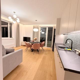 Forest Apart VIII Aleje Jerozolimskie - 0