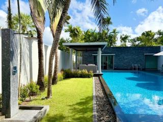 Luxury Pool Villa Resort Style Near Laguna Area - 3