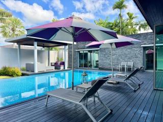 Luxury Pool Villa Resort Style Near Laguna Area - 4