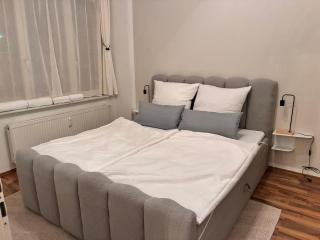 RR - NEW - Modern Living - 84 qm - Kitchen - Parking - 1