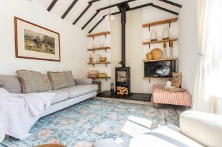 The Cowshed - Country Retreat - 4