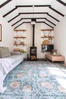 The Cowshed - Country Retreat - 6