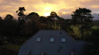 huge house & tennis court - negotiable - 9