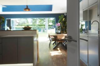 huge house & tennis court - negotiable - 7