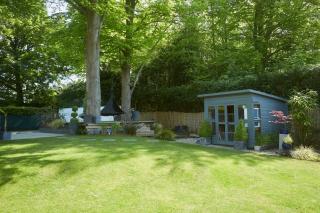 huge house & tennis court - negotiable - 6