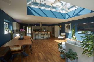 huge house & tennis court - negotiable - 3