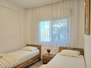 Sand & Sea Living - 3