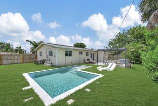 Tropical Oasis with Private Pool Jacuzzi - 6