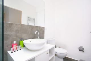 Comfortable 2 Bedroom,New Building near Seasons Park! - 2