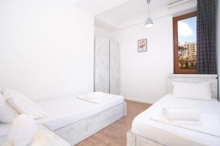 Comfortable 2 Bedroom,New Building near Seasons Park! - 4