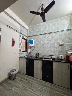 Homely, Secured, Privacy at Prime Location - 1