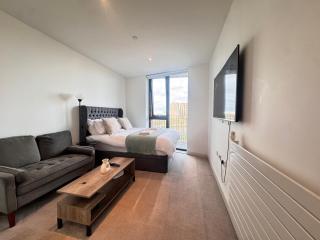 Riverside Suites and Apartments - 7