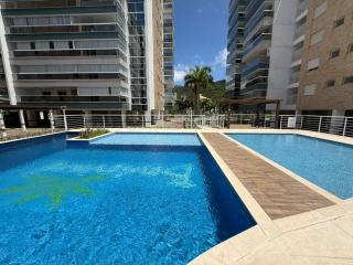 cód 55 - Apartamento no melhor condomínio da praia - 9