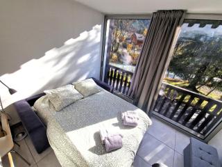 Studio lumineux avec vue sur le massif du Mont-Blanc - 4