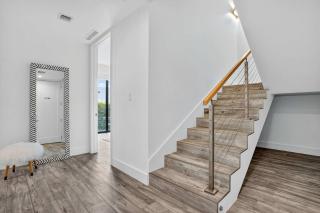 Shoreline Villa by Rove - Rooftop & Beach Access - 5