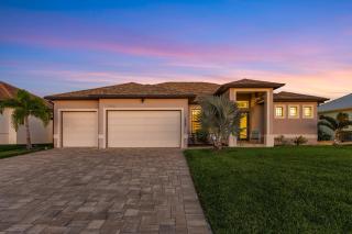 The Pink Flamingo Sanctuary - 9