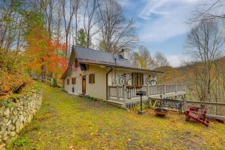 Walk to Slopes Mars Hill Resort-Style Mtn Chalet - 9