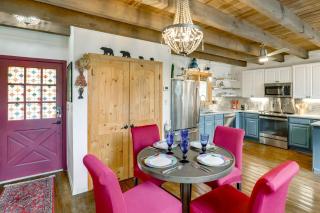 Walk to Slopes Mars Hill Resort-Style Mtn Chalet - 5