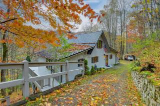 Walk to Slopes Mars Hill Resort-Style Mtn Chalet - 7
