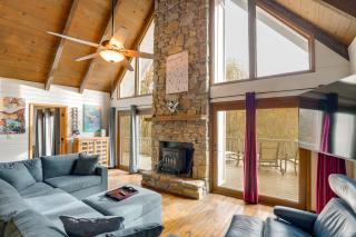 Walk to Slopes Mars Hill Resort-Style Mtn Chalet - 8