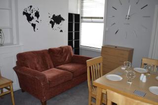 Open Mind Property Home with Garden & Free parking - 4