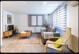 Detached Garden House - 6