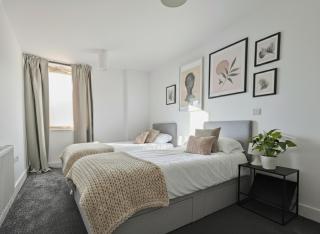 Luxury cosy apartment with stunning London skyline views! - 5