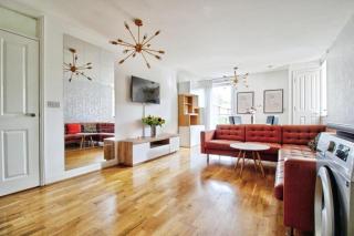 Entire rental unit in Greater London - 0