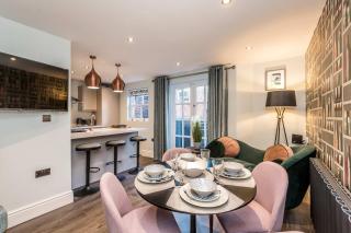 Georgian Quarter Coach Houses - 2