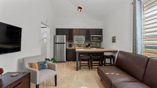 Casita 4 at Ceiba Tree Inn. Tranquility with Garden Views and Pergola with Ocean Overlook - 6