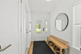 Endless Summer Oasis- Luxury 5br, heated pool, elevator, steps to ocean! - 4