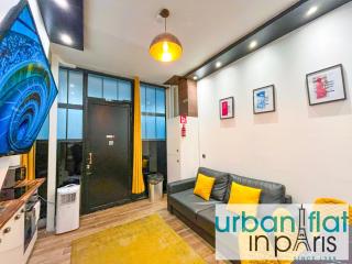 160 - Urban Fashion Week Paris Vuitton - 0