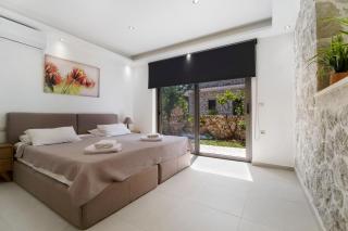 Goudis Villa Angela - 1