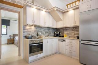 Goudis Villa Angela - 2