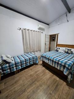 Casa com piscina completinha - 4