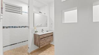 Casita 4 at Ceiba Tree Inn. Tranquility with Garden Views and Pergola with Ocean Overlook - 3