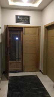 Luxury Villa Bahria Town Karachi - 0